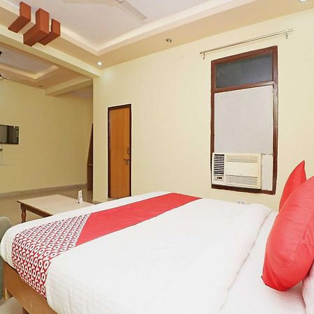 Oyo Flagship 12775 Bharat Plaza Hotel Кота Екстериор снимка