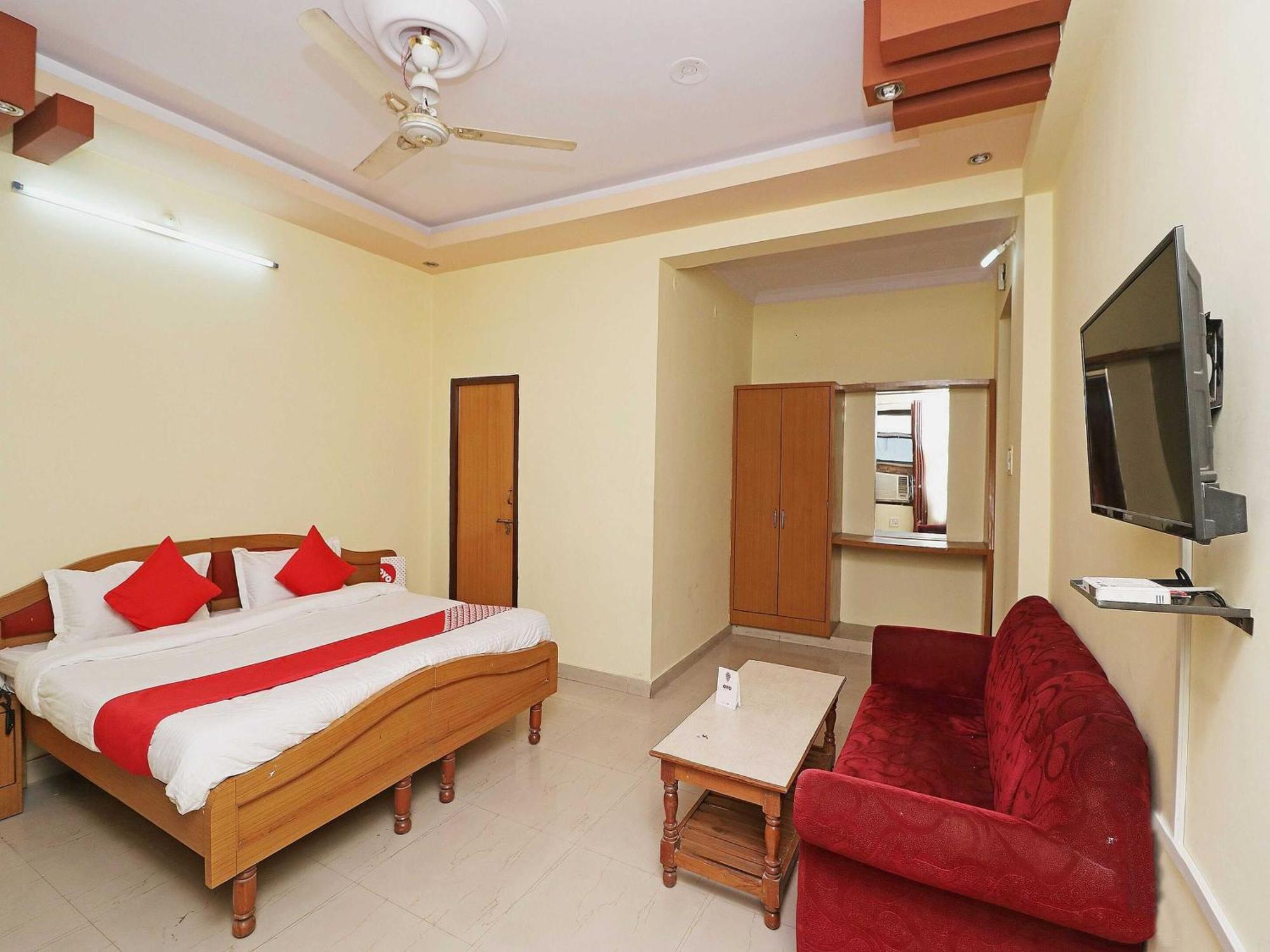 Oyo Flagship 12775 Bharat Plaza Hotel Кота Екстериор снимка
