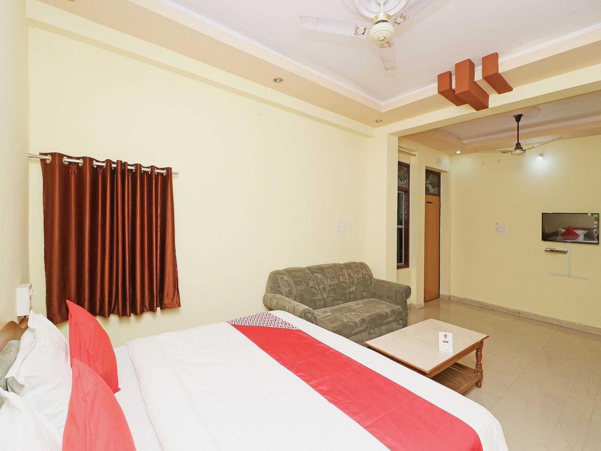 Oyo Flagship 12775 Bharat Plaza Hotel Кота Екстериор снимка