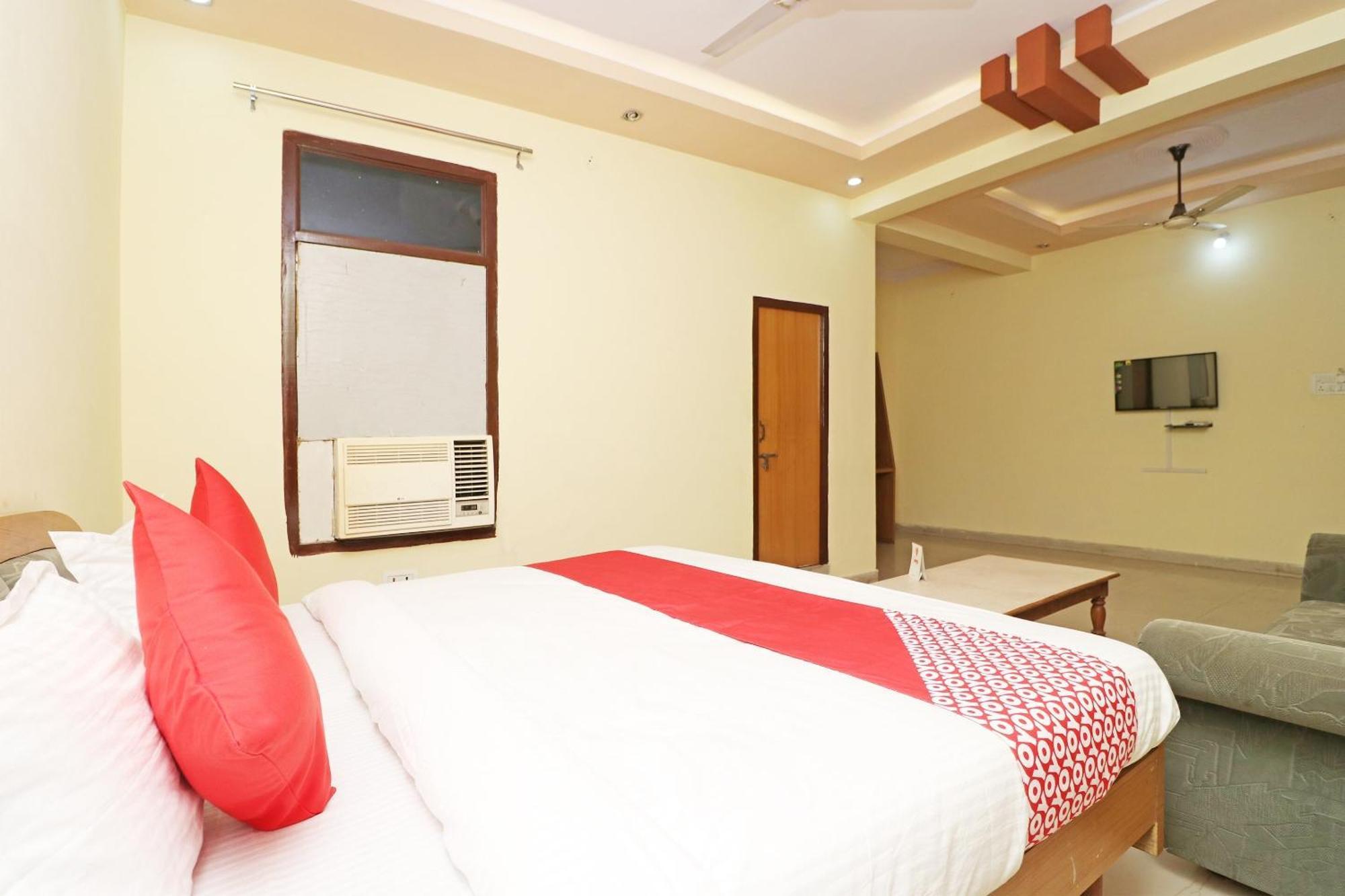 Oyo Flagship 12775 Bharat Plaza Hotel Кота Екстериор снимка